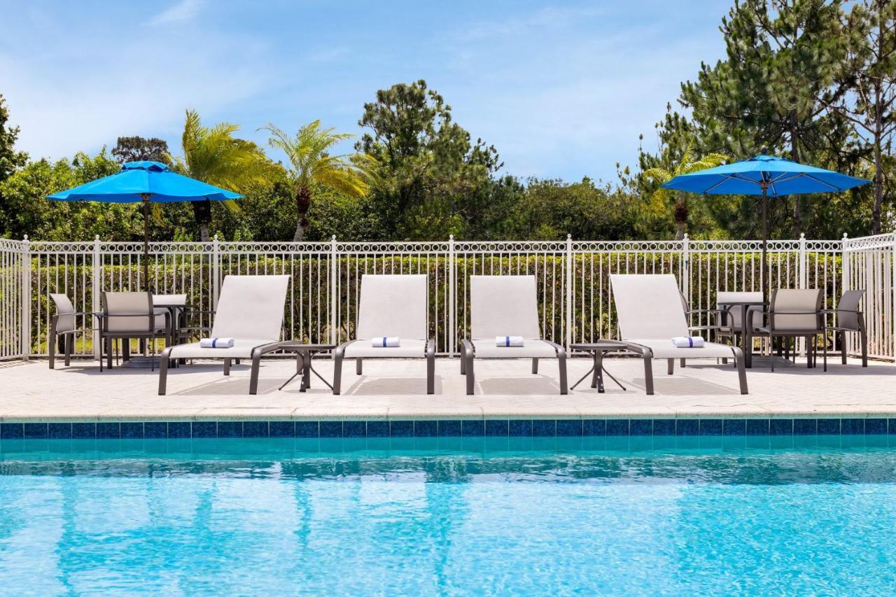 Holiday Inn Express Hotel & Suites Fort Pierce West By Ihg Ngoại thất bức ảnh