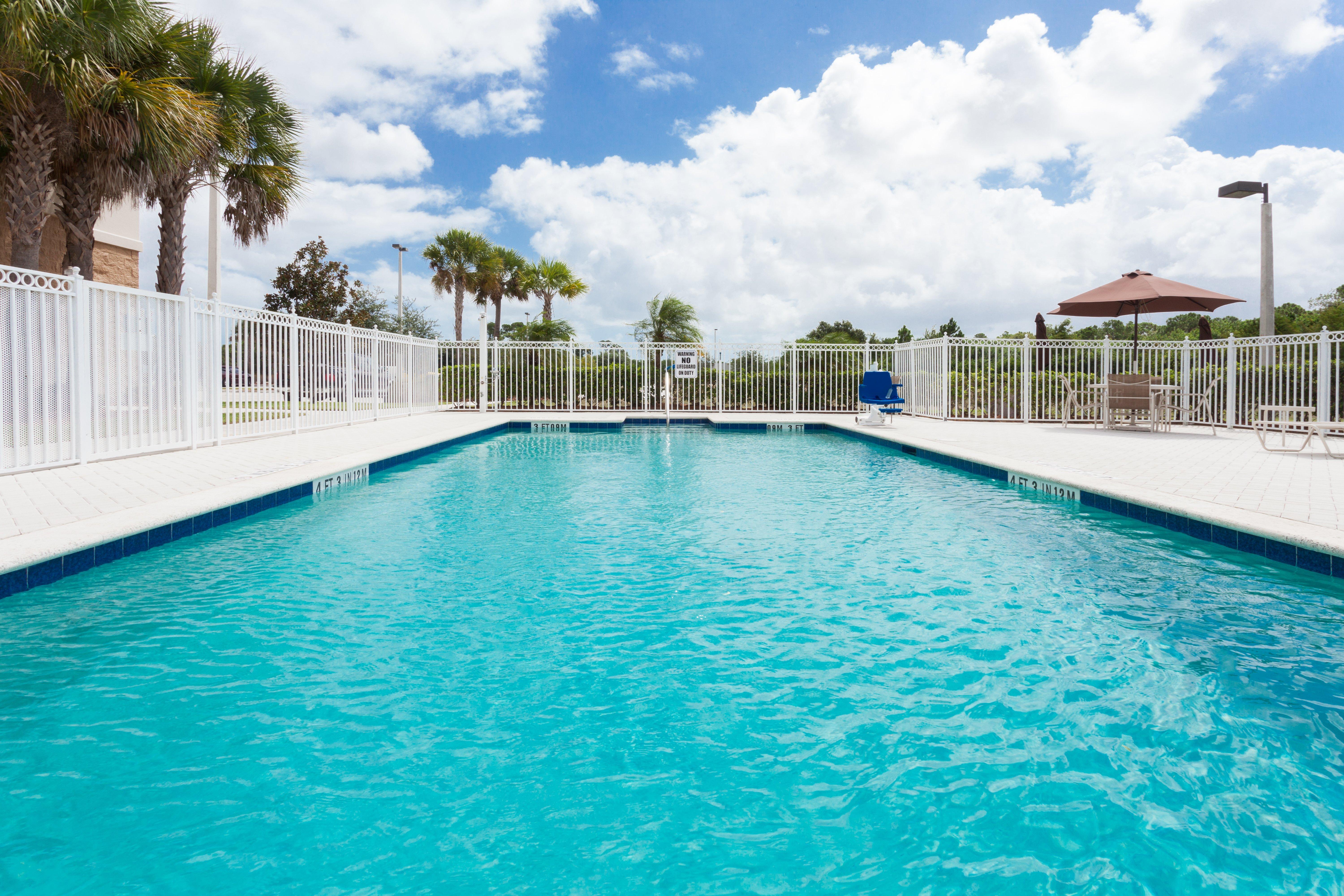 Holiday Inn Express Hotel & Suites Fort Pierce West By Ihg Ngoại thất bức ảnh
